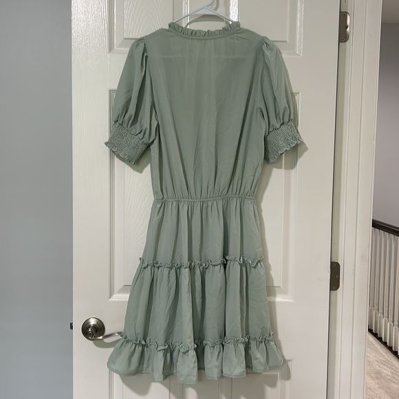 Mint green ruffle dress with cinched sleeves - Picture 6 of 6